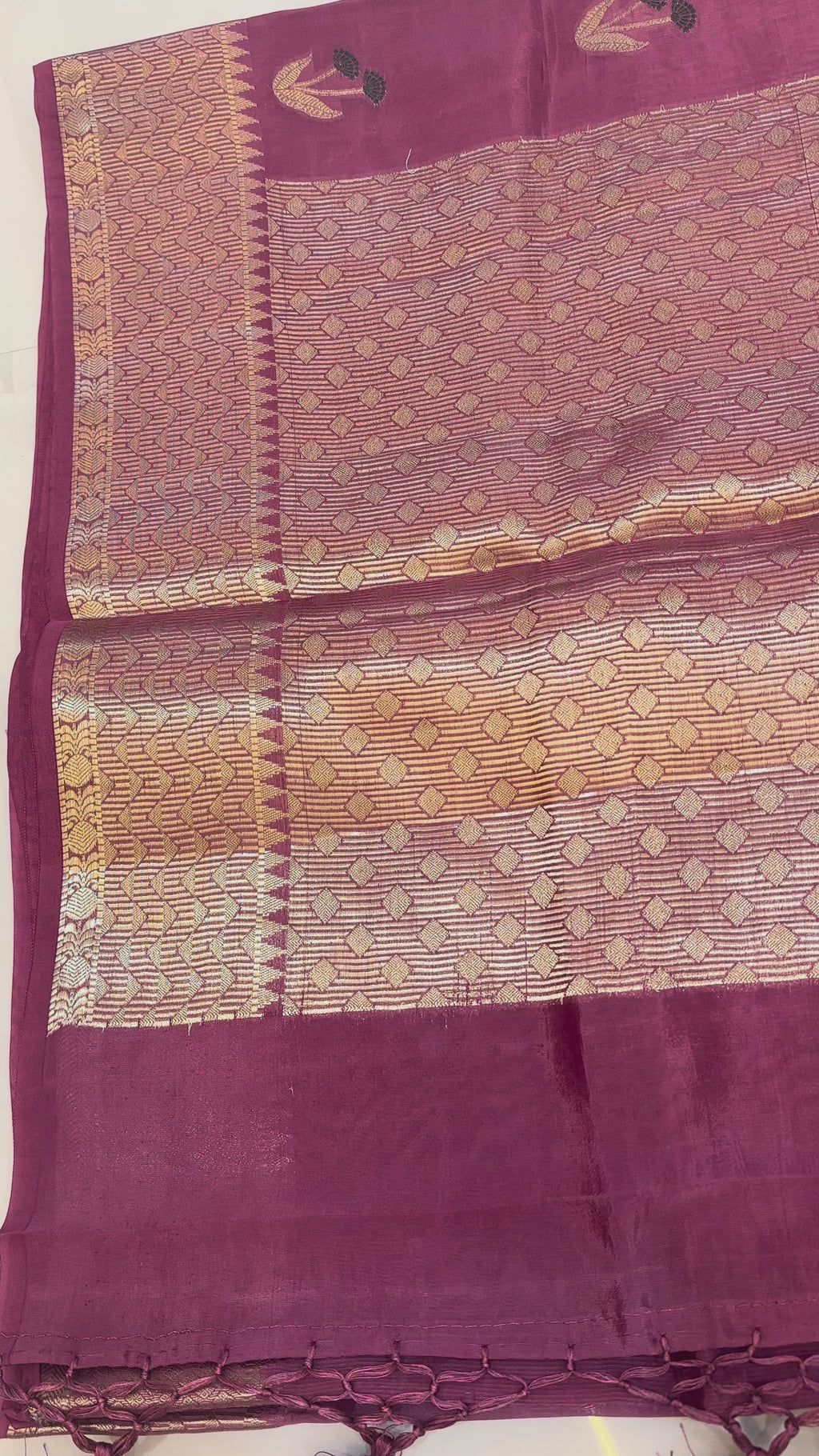The Mauve Blossom: Premium Onion Pink Paper Silk Saree with Antique Zari Work