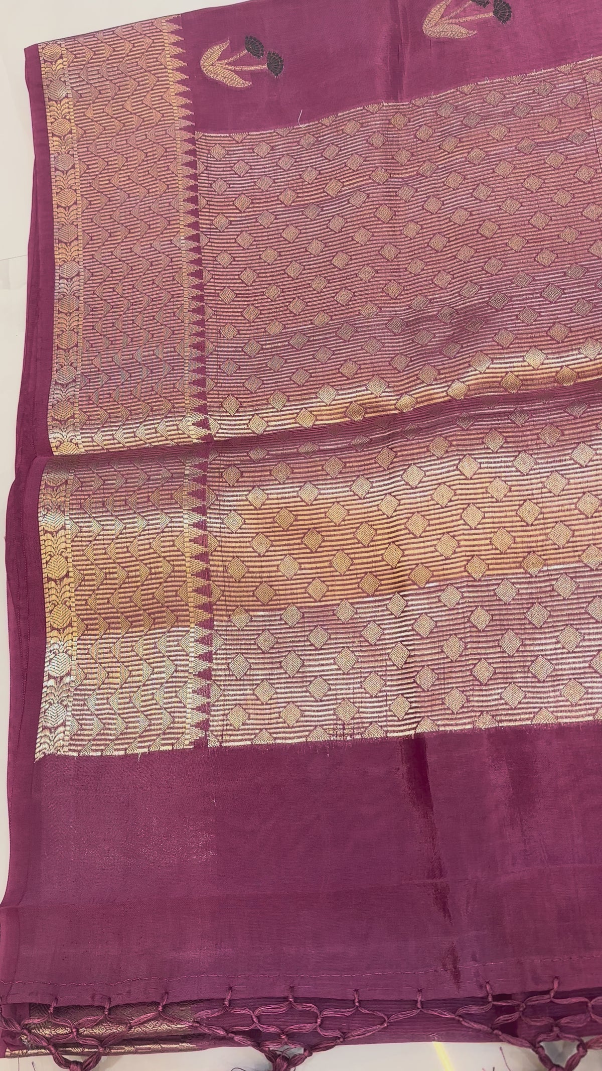 The Mauve Blossom: Premium Onion Pink Paper Silk Saree with Antique Zari Work